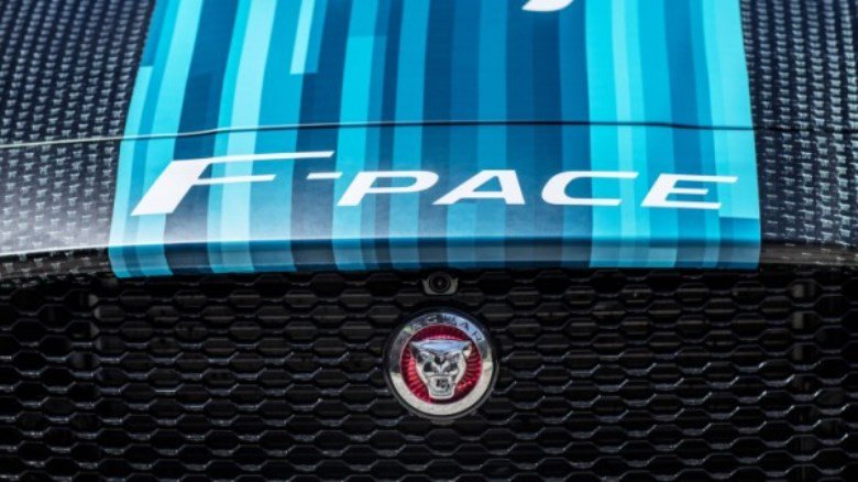 jaguar fpace 2