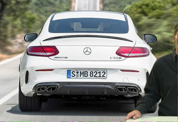 Mercedes-Amg-C63S-Coupe-leaked-2