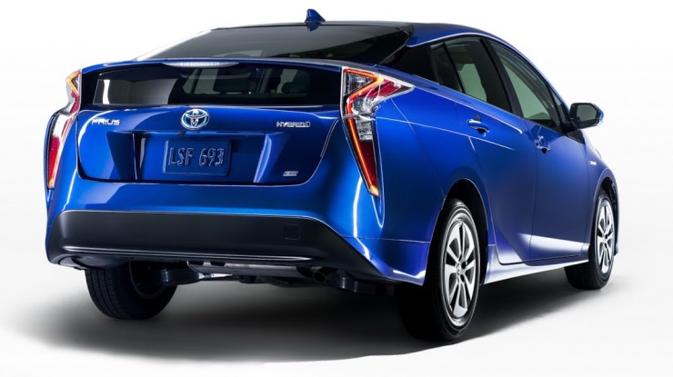NA-2016-Toyota-Prius-12